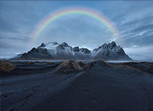 足球直播-巴克利怒批哈登球霸行为:乔丹詹姆斯从未滥用特权